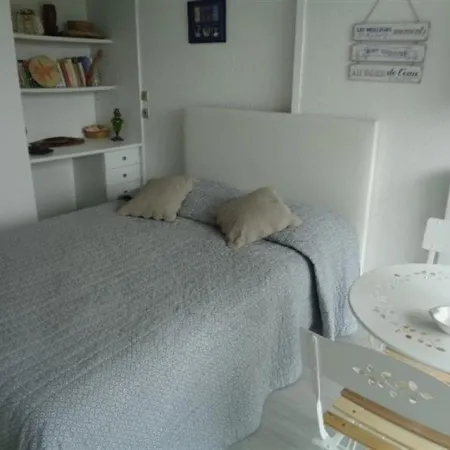 Vue Laterale Mer Apartment *